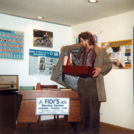 1989_04