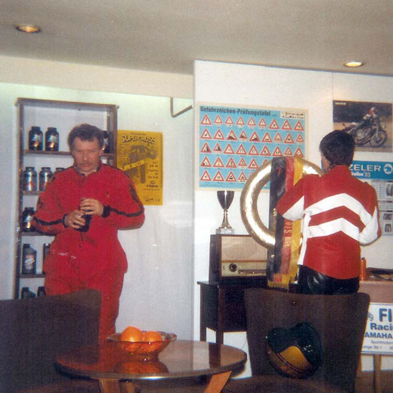 1989_07