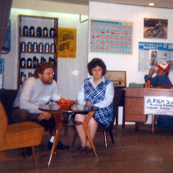 1989_08