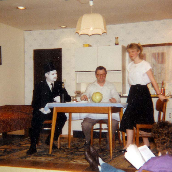 1990_10