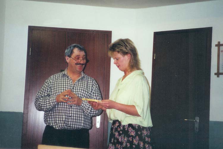 2001_003